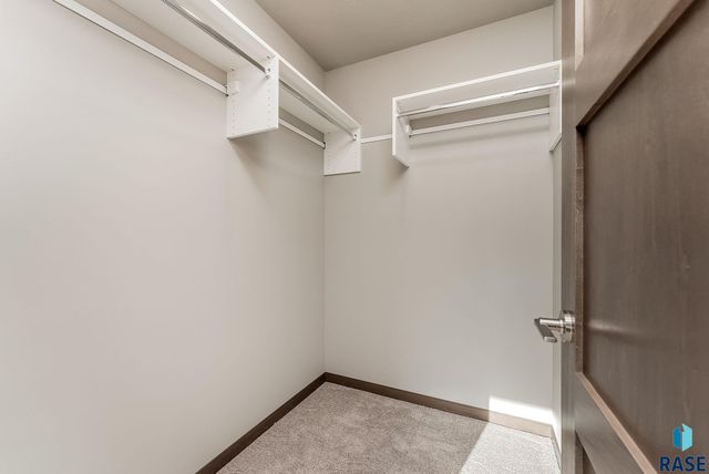 704 N Independent St Street, Lennox, SD 57039