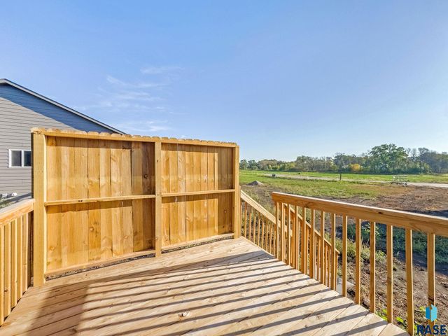 704 N Independent St Street, Lennox, SD 57039