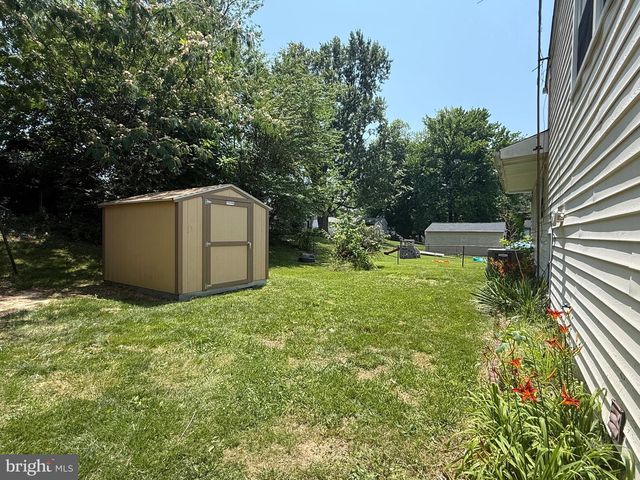 148 W EDINBURGH DR, New Castle, DE 19720