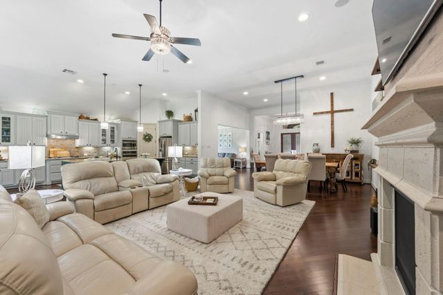 113 Sundrop Ridge Court, Montgomery, TX 77316