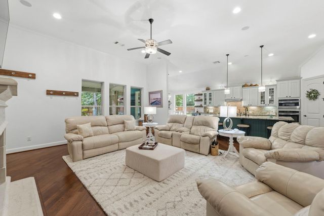 113 Sundrop Ridge Court, Montgomery, TX 77316