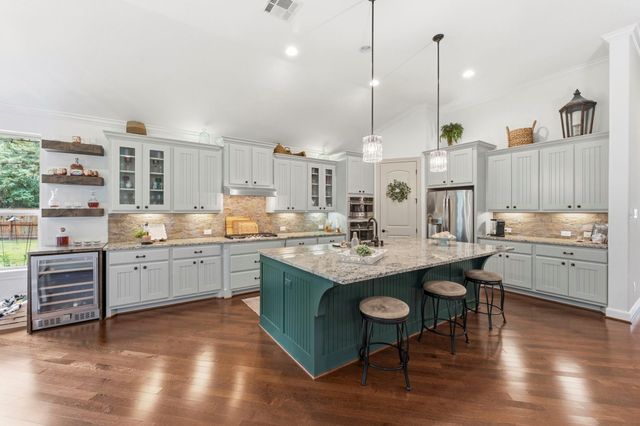 113 Sundrop Ridge Court, Montgomery, TX 77316