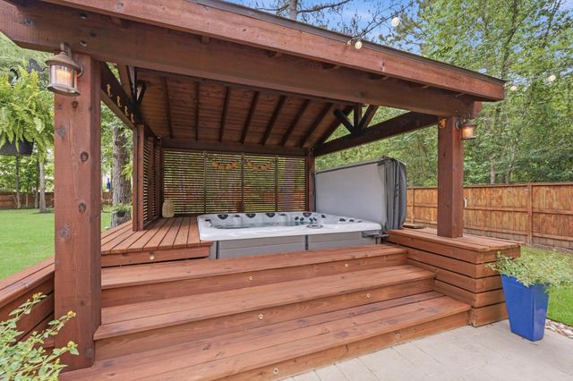 113 Sundrop Ridge Court, Montgomery, TX 77316