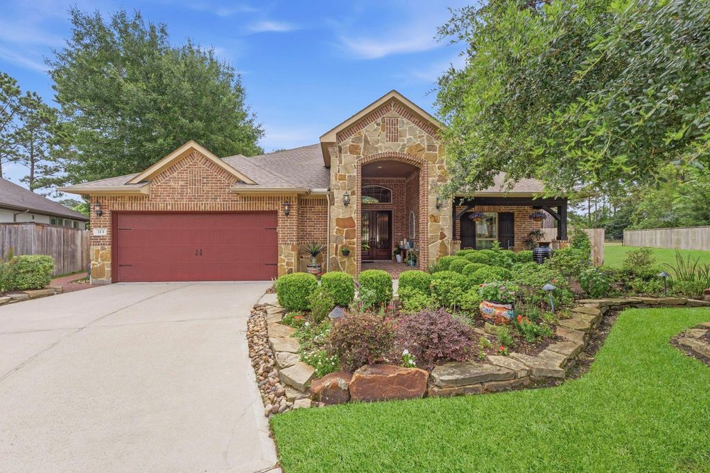 113 Sundrop Ridge Court, Montgomery, TX 77316