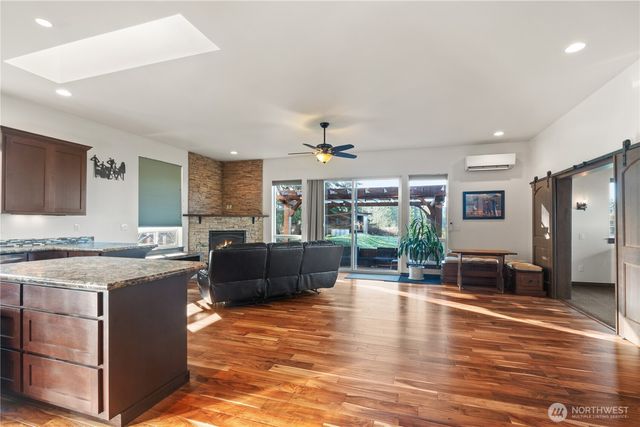 4692 Sand Road, Bellingham, WA 98226