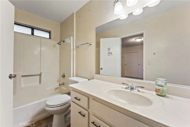 16414 Cornuta, Bellflower, CA 90706