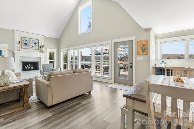 6852 Locke Drive, Sherrills Ford, NC 28673