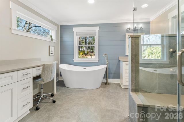 6852 Locke Drive, Sherrills Ford, NC 28673