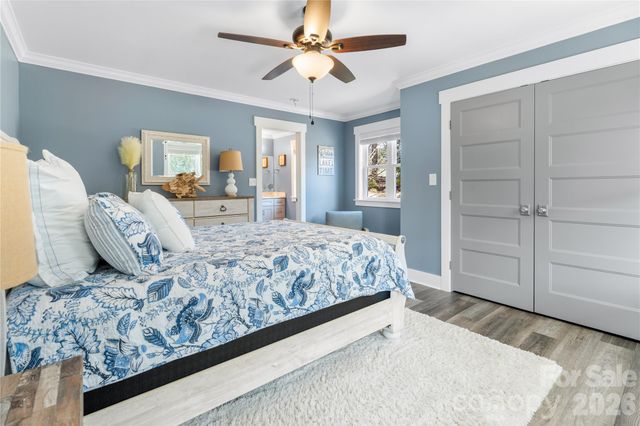 6852 Locke Drive, Sherrills Ford, NC 28673