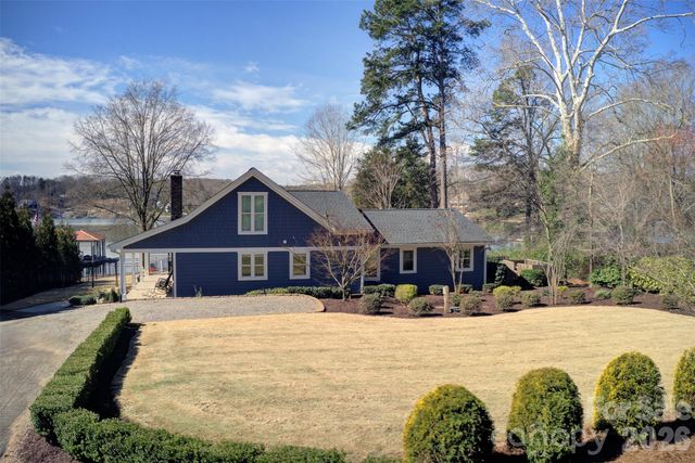6852 Locke Drive, Sherrills Ford, NC 28673