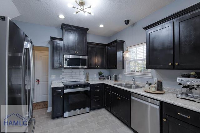 51 Whipple Avenue, Hinesville, GA 31313