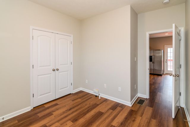 122 Nathan Hale Drive, Georgetown, KY 40324