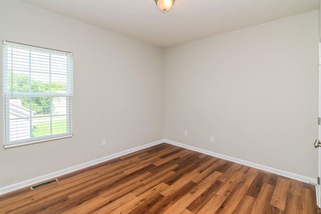 122 Nathan Hale Drive, Georgetown, KY 40324