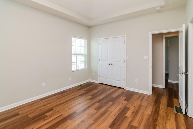 122 Nathan Hale Drive, Georgetown, KY 40324