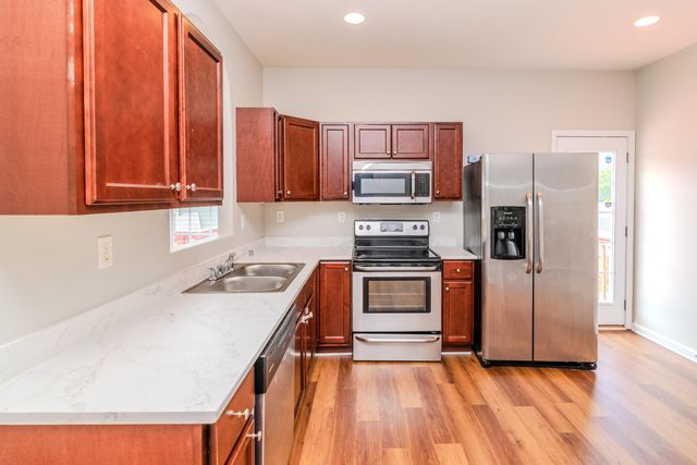 122 Nathan Hale Drive, Georgetown, KY 40324