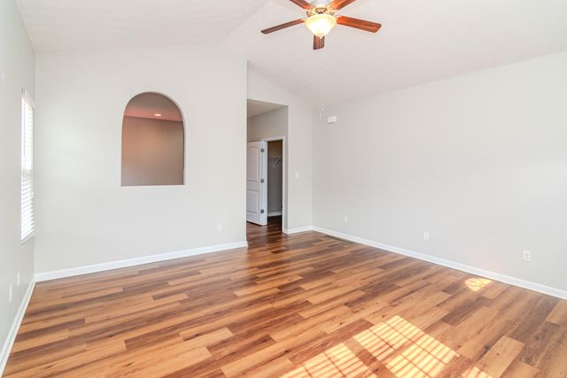 122 Nathan Hale Drive, Georgetown, KY 40324