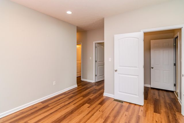 122 Nathan Hale Drive, Georgetown, KY 40324