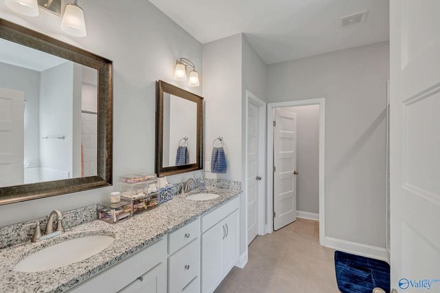24578 Beacon Circle, Athens, AL 35613