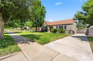 2205 Las Lunas, Pasadena, CA 91107