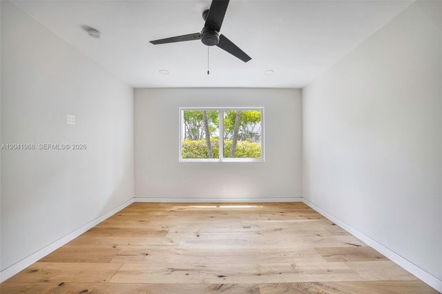 100 Edgewater Dr 142, Coral Gables, FL 33133