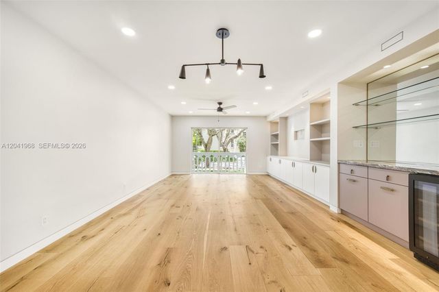 100 Edgewater Dr 142, Coral Gables, FL 33133