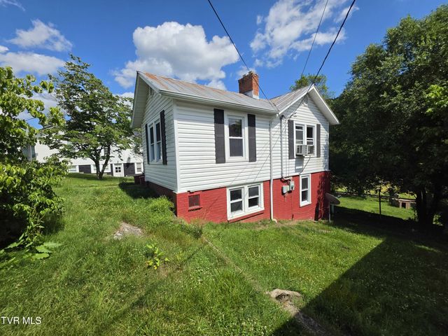 1043 West Jackson Street, Gate City, VA 24251