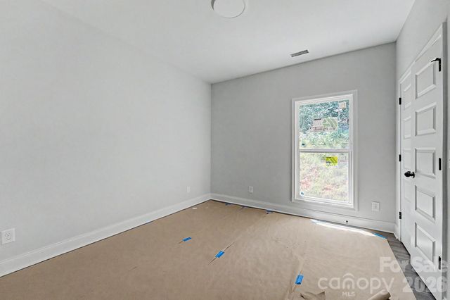 60 Charlotte Street, Franklin, NC 28734
