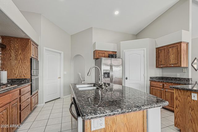 1207 E CLEARVIEW Drive, Casa Grande, AZ 85122