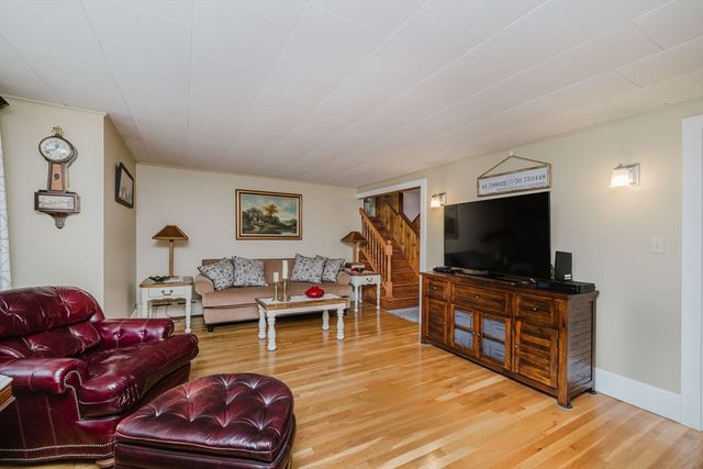 20 Gault Road, Wareham, MA 02576