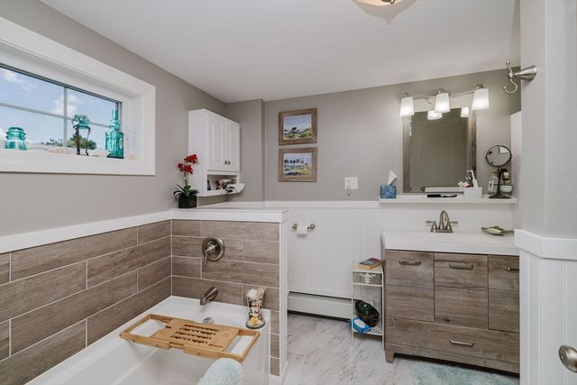 20 Gault Road, Wareham, MA 02576