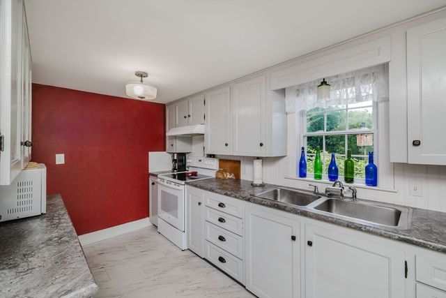 20 Gault Road, Wareham, MA 02576