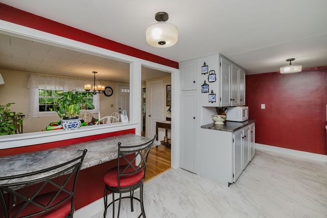 20 Gault Road, Wareham, MA 02576