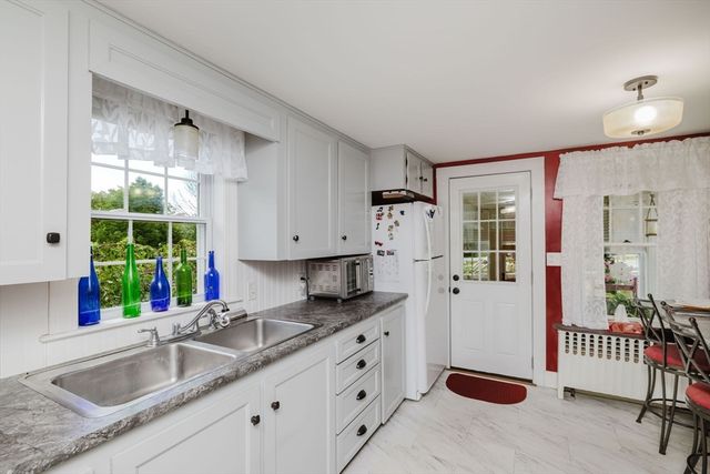 20 Gault Road, Wareham, MA 02576