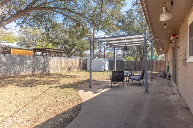 2638 University Avenue, San Angelo, TX 76904