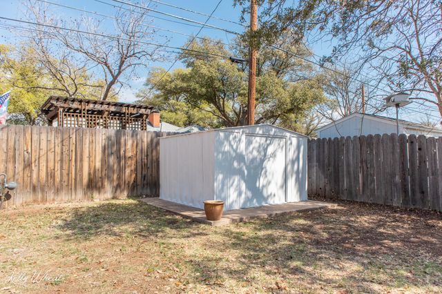 2638 University Avenue, San Angelo, TX 76904