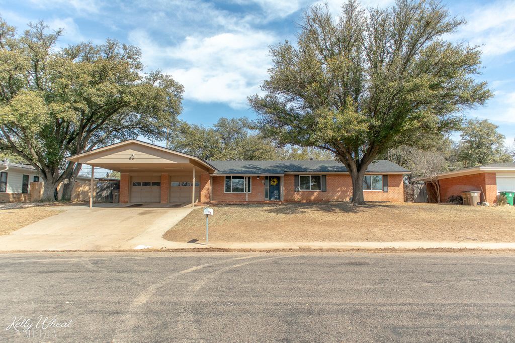 2638 University Avenue, San Angelo, TX 76904
