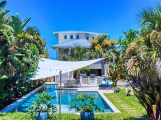 1803 BEACON STREET, New Smyrna Beach, FL 32169