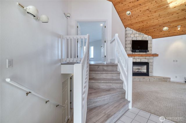 1648 Harbor Seal Drive, Point Roberts, WA 98281