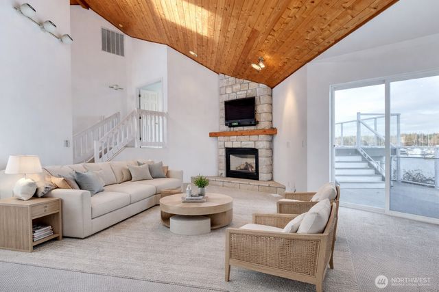 1648 Harbor Seal Drive, Point Roberts, WA 98281