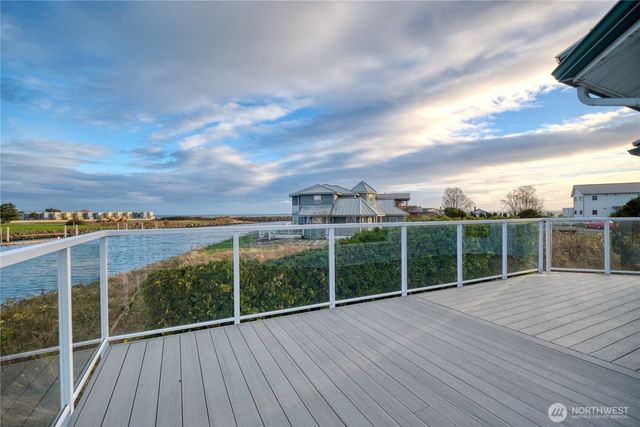 1648 Harbor Seal Drive, Point Roberts, WA 98281