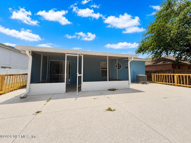 4017 CLEARBROOK COVE Road, Jacksonville, FL 32218