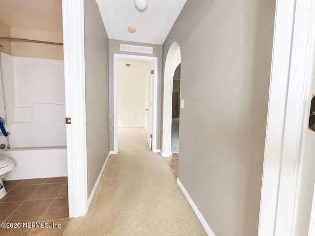 4017 CLEARBROOK COVE Road, Jacksonville, FL 32218