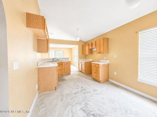 4017 CLEARBROOK COVE Road, Jacksonville, FL 32218