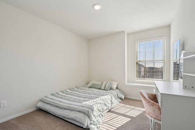 185 Katie Elder DR, Jarrell, TX 76588