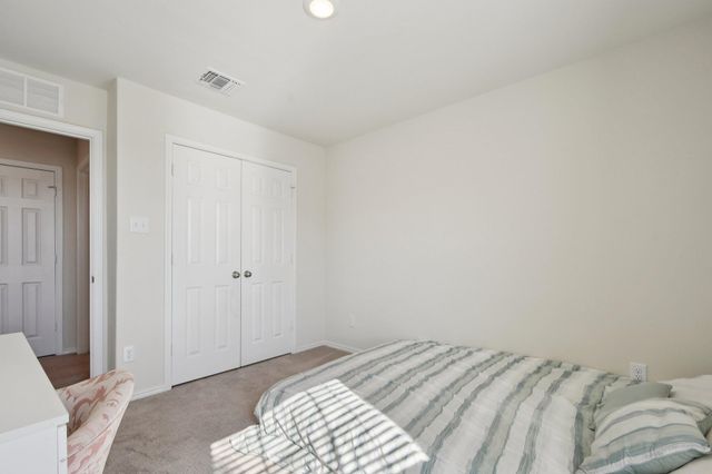 185 Katie Elder DR, Jarrell, TX 76588