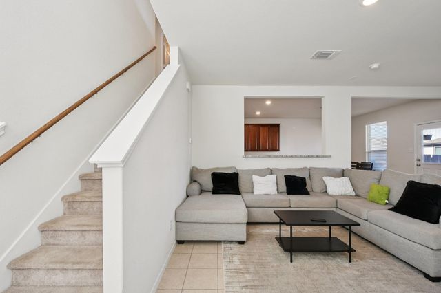 185 Katie Elder DR, Jarrell, TX 76588