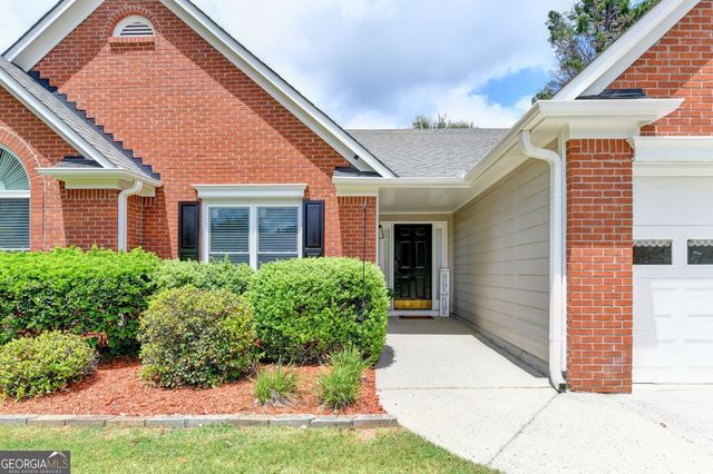1581 Highland Bluff Court, Suwanee, GA 30024