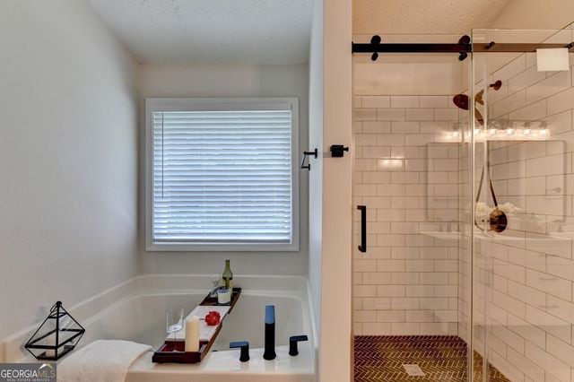 1581 Highland Bluff Court, Suwanee, GA 30024