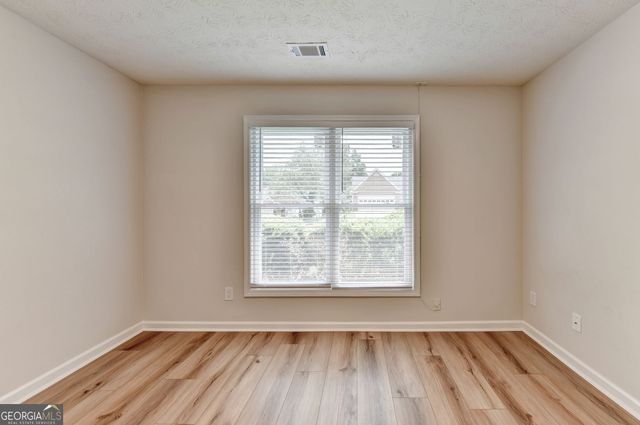 1581 Highland Bluff Court, Suwanee, GA 30024