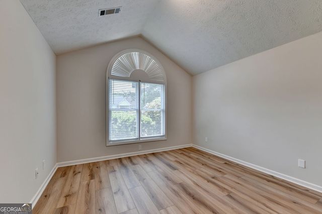 1581 Highland Bluff Court, Suwanee, GA 30024